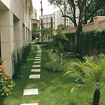 Flat La Maison d Stan Moema limpeza diária UH35